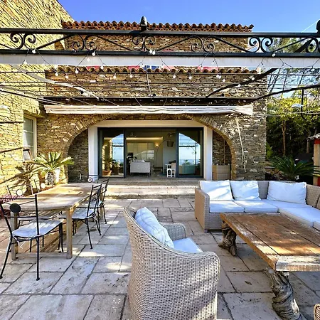 Serena Climatisee Pour 8 Personnes Avec Piscine Privee Et Vue A * Carqueiranne