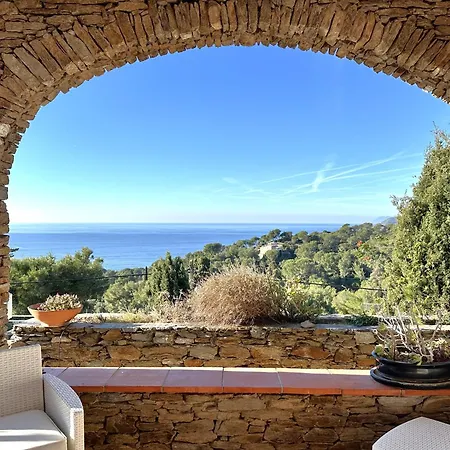 Serena Climatisee Pour 8 Personnes Avec Piscine Privee Et Vue A * Carqueiranne